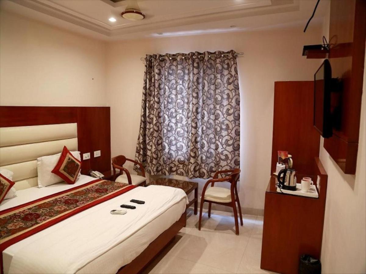 Hotel Aerotech Near Igi Airport New Delhi Ngoại thất bức ảnh