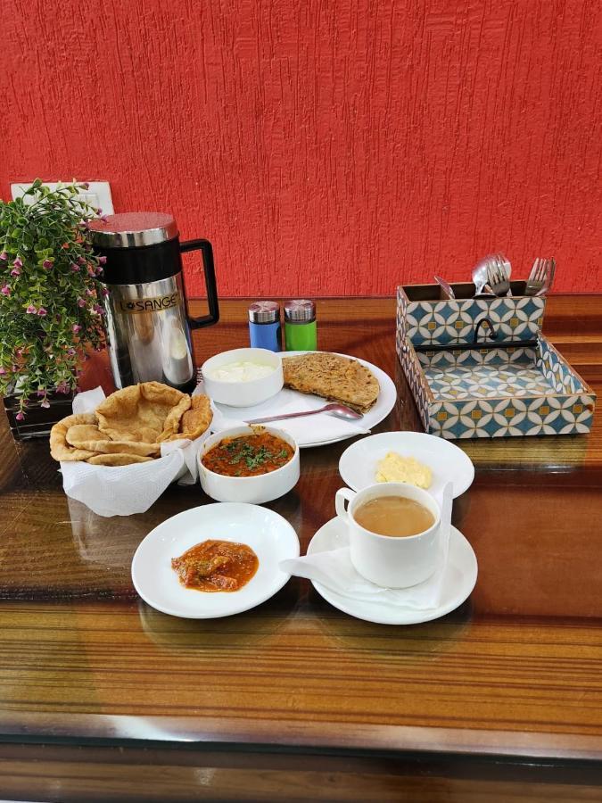Hotel Aerotech Near Igi Airport New Delhi Ngoại thất bức ảnh